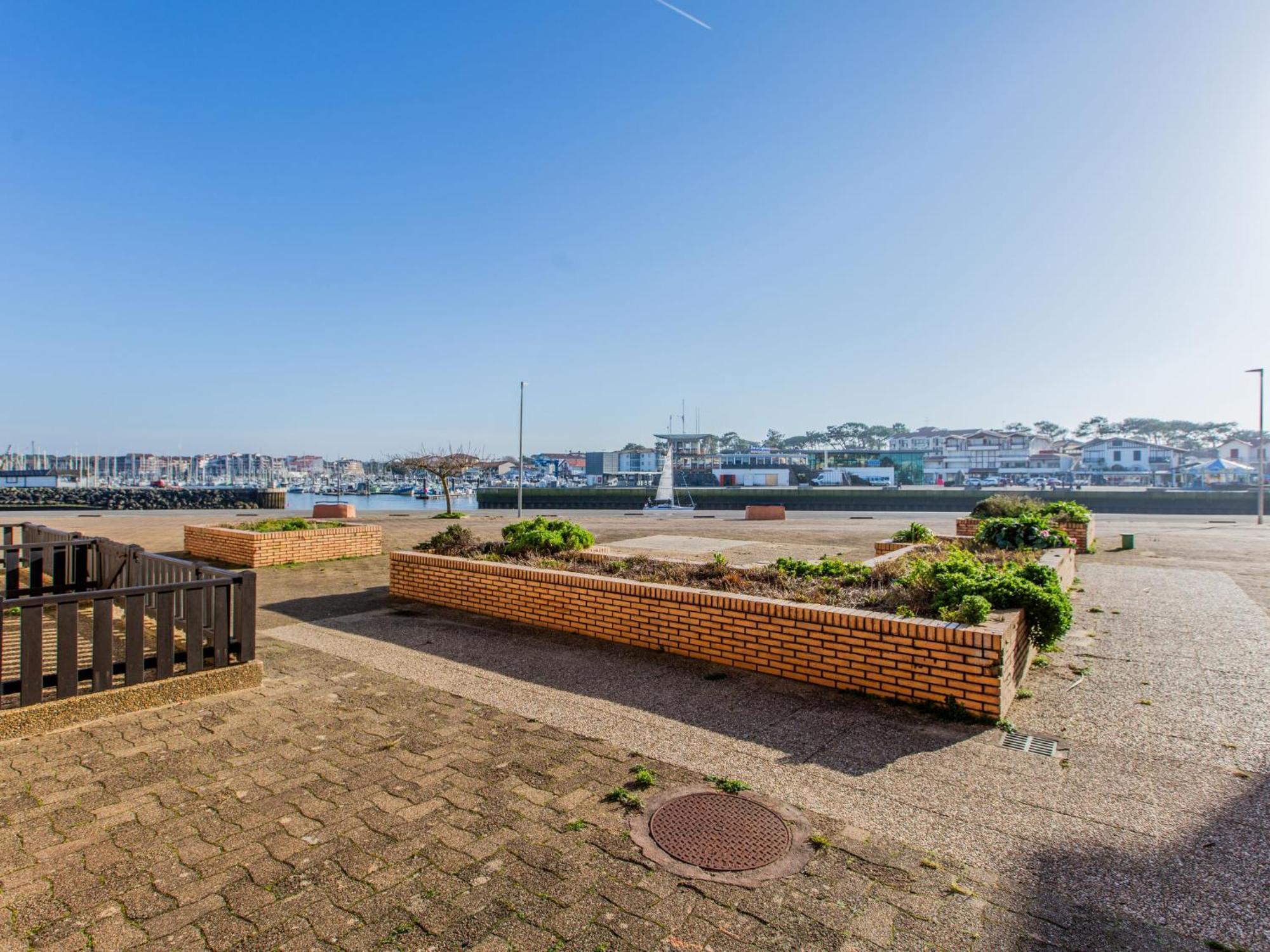 Apartment Les Terrasses Notre Dame Du Port-8 By Interhome Capbreton Bagian luar foto