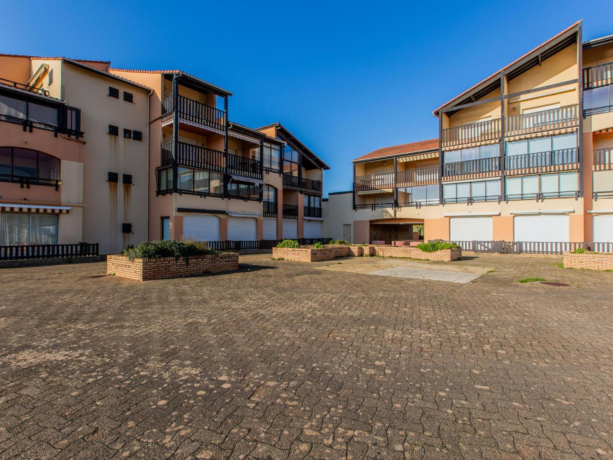 Apartment Les Terrasses Notre Dame Du Port-8 By Interhome Capbreton Bagian luar foto